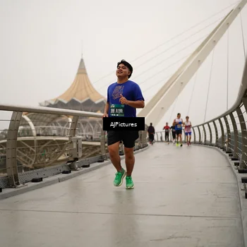 Runner Photo 8543777