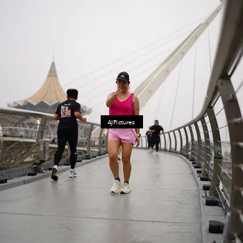 Runner Photo 8543788