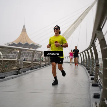 Runner Photo 8543790
