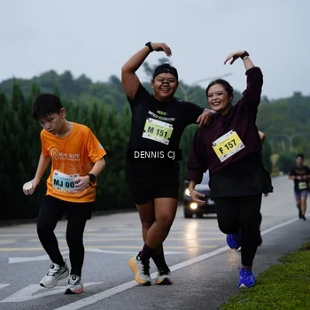 Runner Photo 8543792