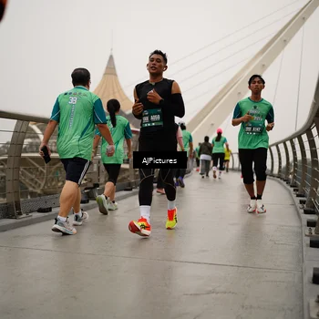 Runner Photo 8543797