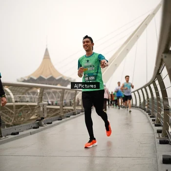 Runner Photo 8543807