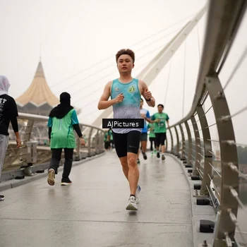 Runner Photo 8543808