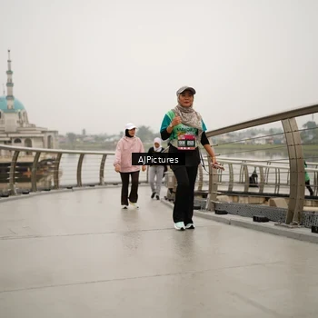Runner Photo 8543822