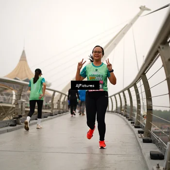 Runner Photo 8543839