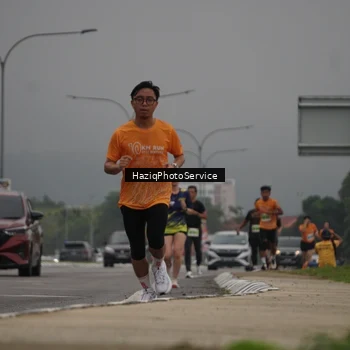 Runner Photo 8543850