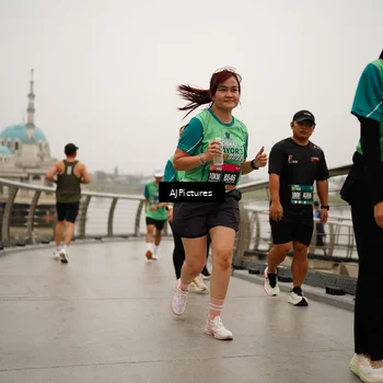 Runner Photo 8543864