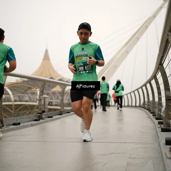 Runner Photo 8543873