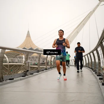 Runner Photo 8543874