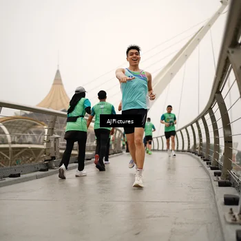 Runner Photo 8543881