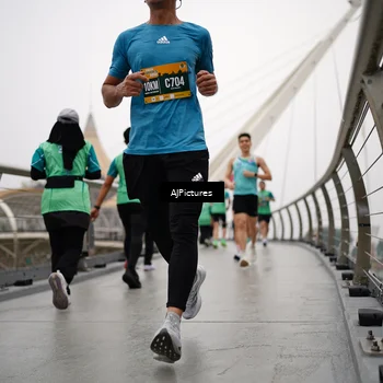 Runner Photo 8543891