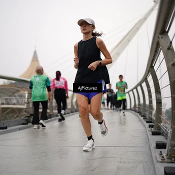 Runner Photo 8543893