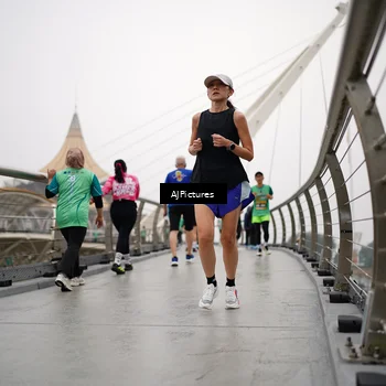 Runner Photo 8543899