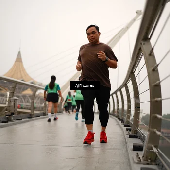 Runner Photo 8543902