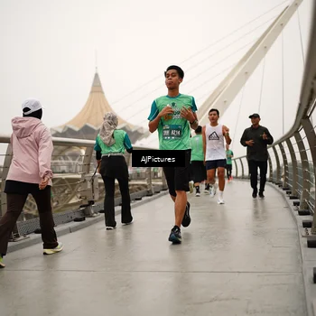 Runner Photo 8543906