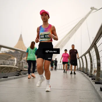 Runner Photo 8543910