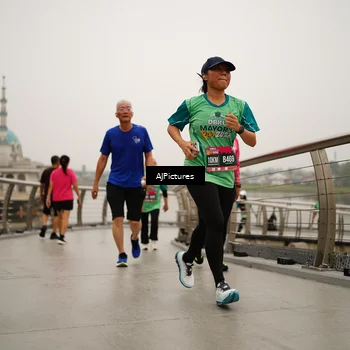 Runner Photo 8543911