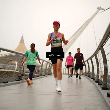 Runner Photo 8543930