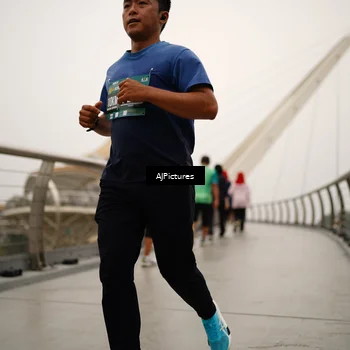 Runner Photo 8543938