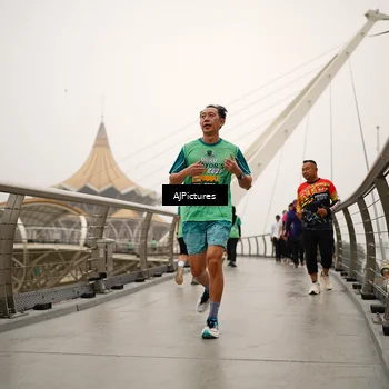 Runner Photo 8543955