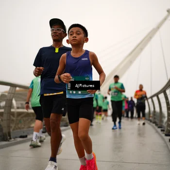 Runner Photo 8543957