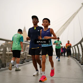 Runner Photo 8543961