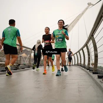 Runner Photo 8543983