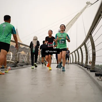 Runner Photo 8543984
