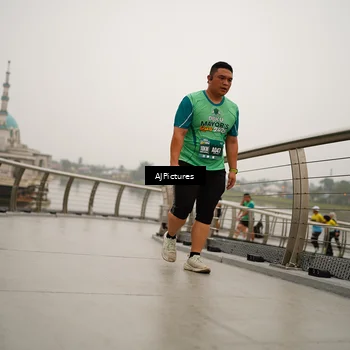 Runner Photo 8543991