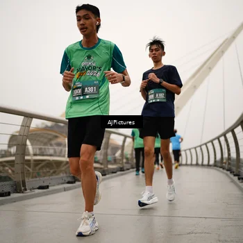 Runner Photo 8544000
