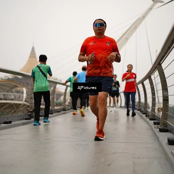 Runner Photo 8544006