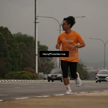 Runner Photo 8544016