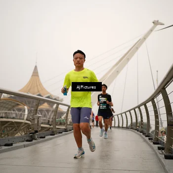Runner Photo 8544035