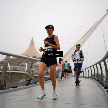 Runner Photo 8544036