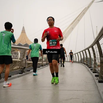 Runner Photo 8544049