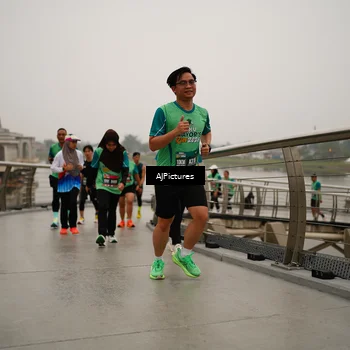 Runner Photo 8544092