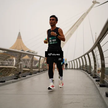Runner Photo 8544107