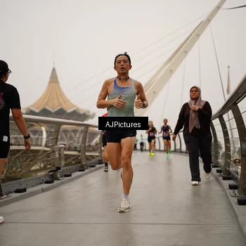 Runner Photo 8544116