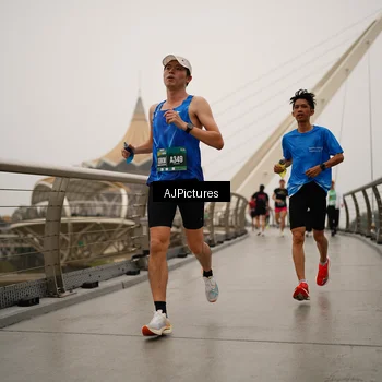 Runner Photo 8544117
