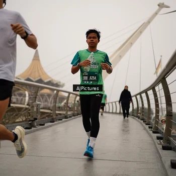 Runner Photo 8544123