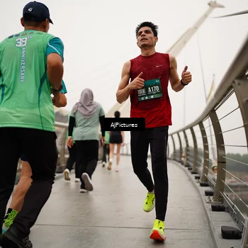 Runner Photo 8544132