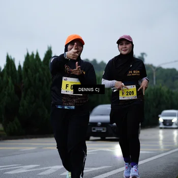 Runner Photo 8544133