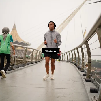 Runner Photo 8544137