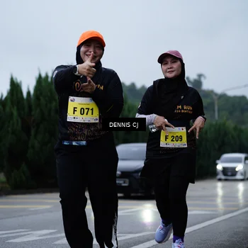 Runner Photo 8544141
