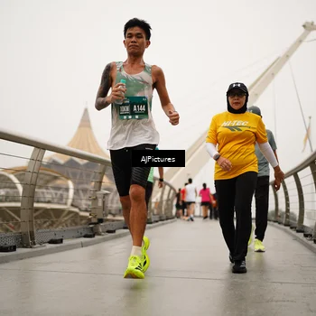 Runner Photo 8544163