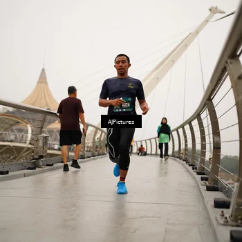 Runner Photo 8544166