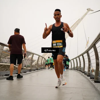 Runner Photo 8544171