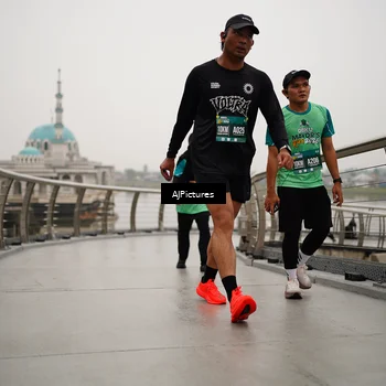 Runner Photo 8544217