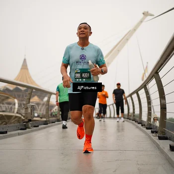 Runner Photo 8544243
