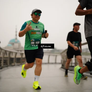 Runner Photo 8544256